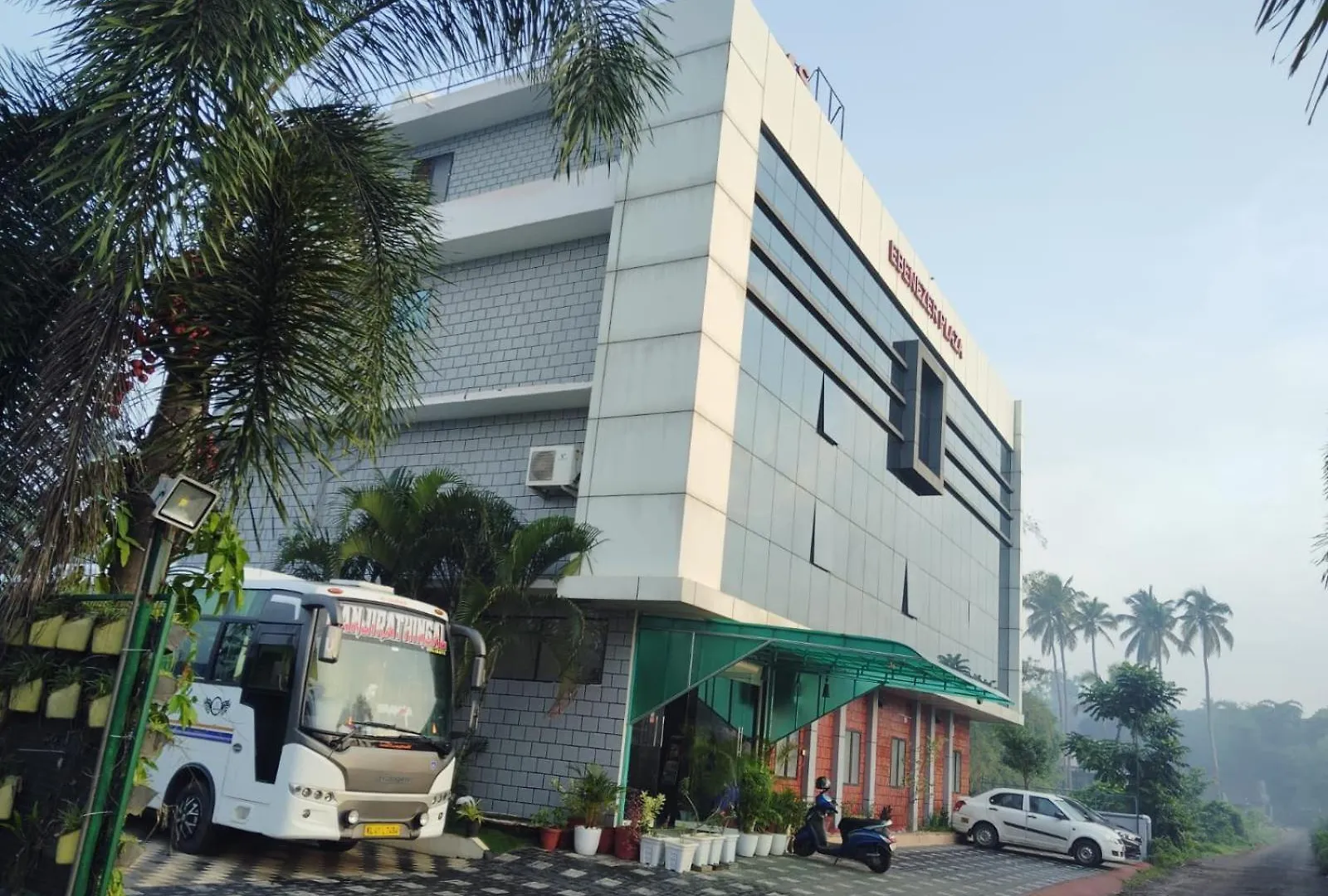 Hotel Ebenezer Plaza Nedumbassery