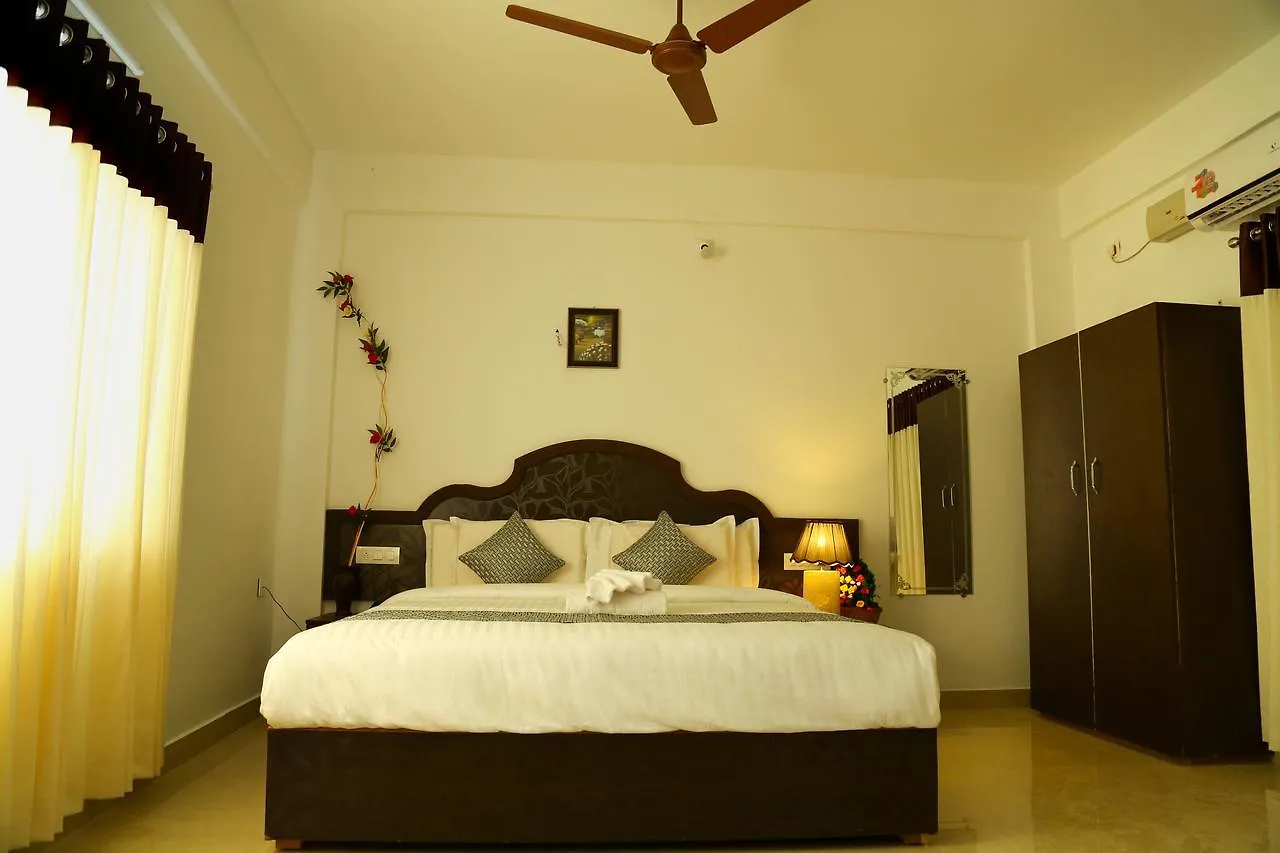 Hotel Ebenezer Plaza Nedumbassery 3*,