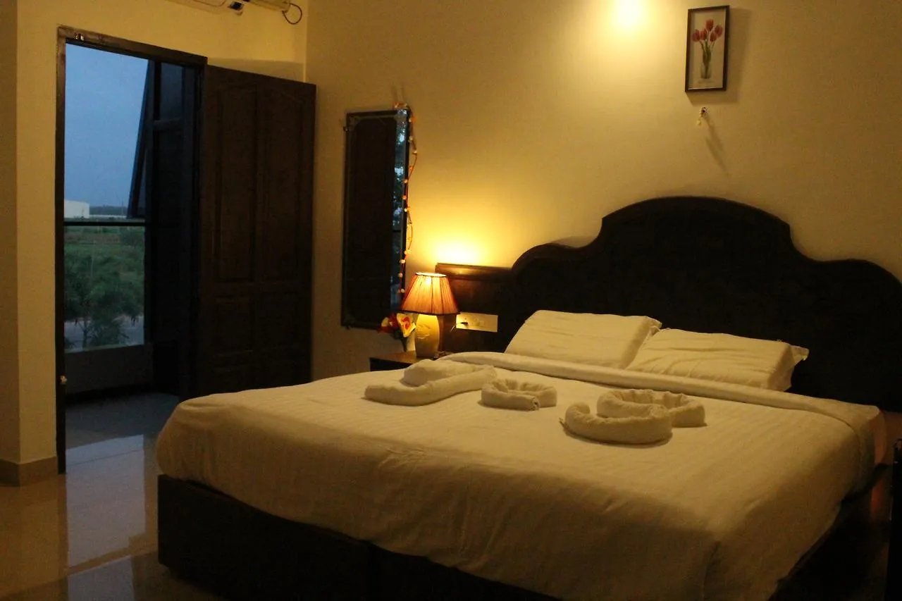 ***  Hotel Ebenezer Plaza Nedumbassery Indien