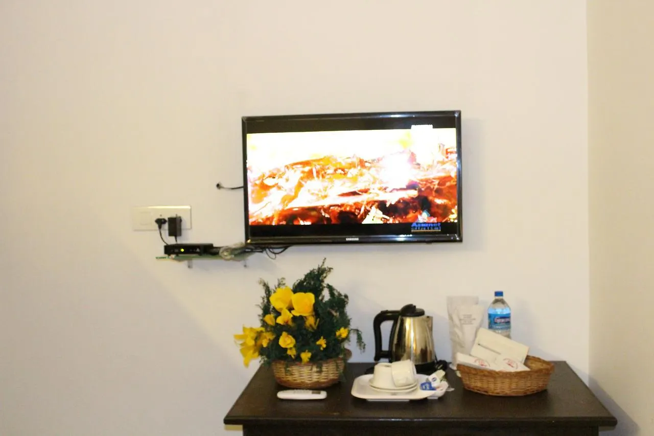 Ebenezer Plaza Hotel Nedumbassery