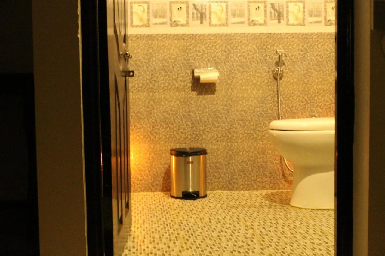 Ebenezer Plaza Hotel Nedumbassery