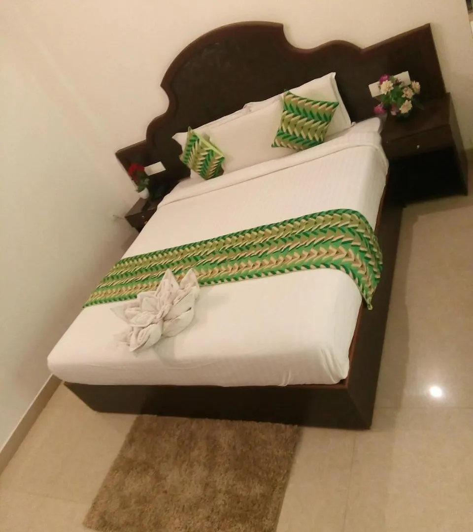 Ebenezer Plaza Hotel Nedumbassery