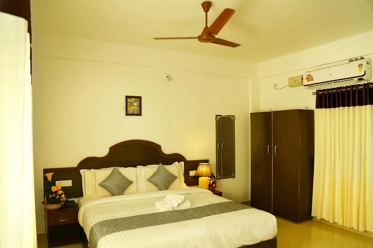 Ebenezer Plaza Hotel Nedumbassery